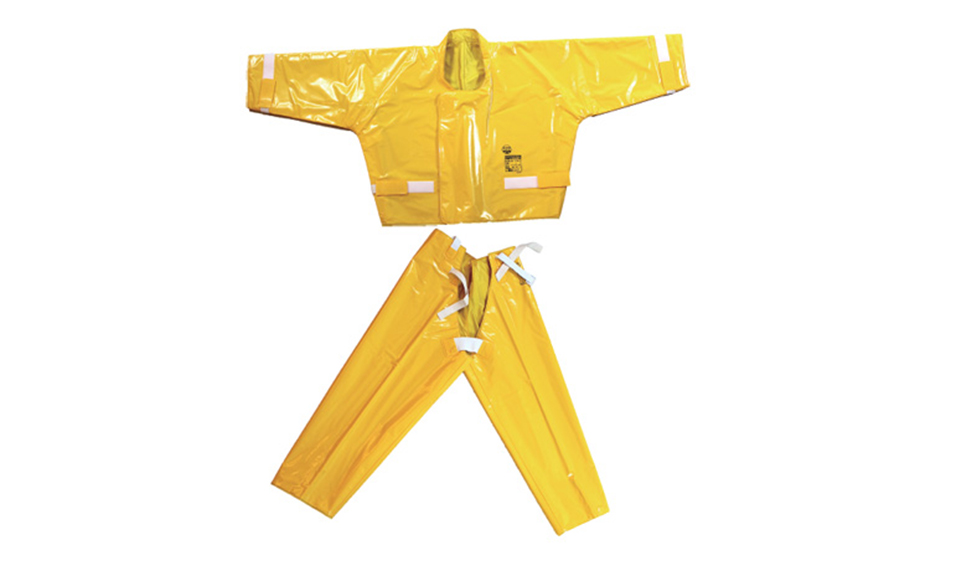 電（diàn）絕緣服的耐腐蝕特性探討