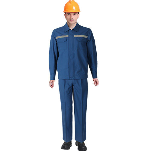 本質（zhì）阻燃防靜（jìng）電工（gōng）作服